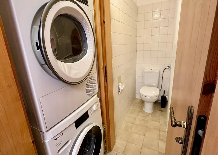 Central District 3 Bedroom Place プロヴディフ