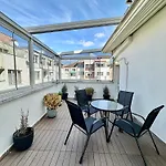 Central District 3 Bedroom Place Daire Filibe
