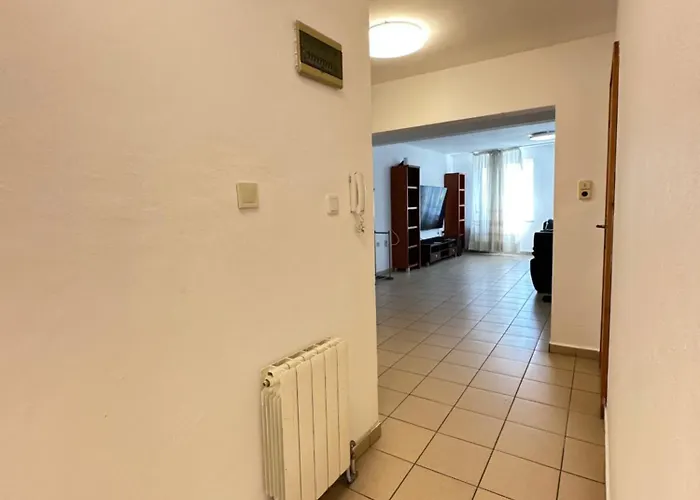 Apartmán Central District 3 Bedroom Place Plovdiv