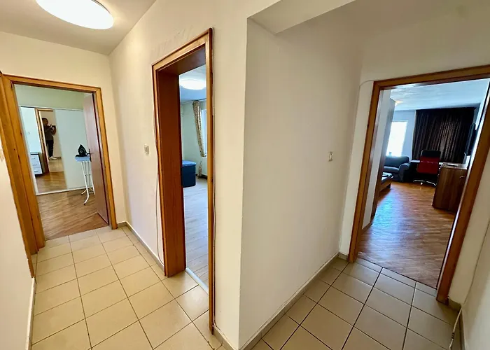 Central District 3 Bedroom Place Apartmán